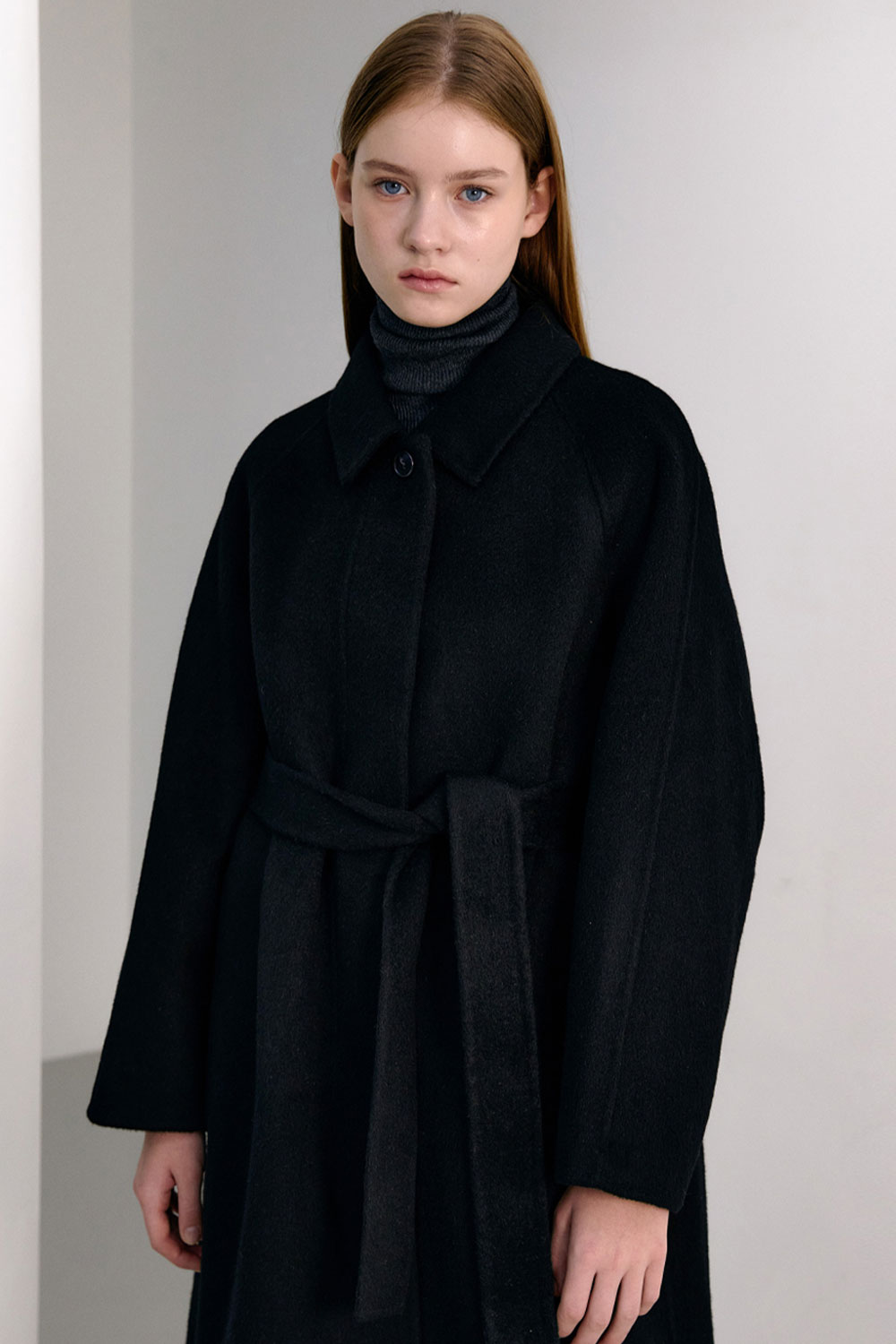 Carolyn raglan handmade coat_black